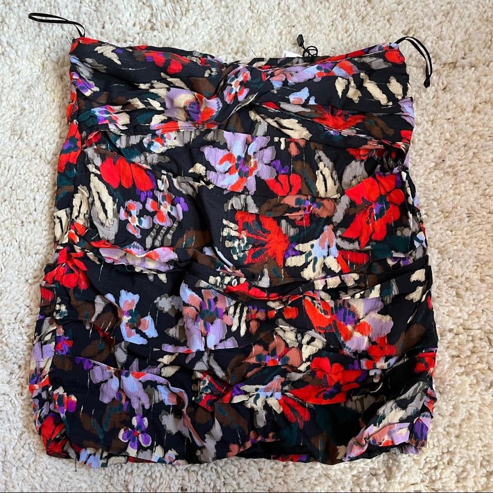 Zara floral print high waisted mini skirt in XS, red and black